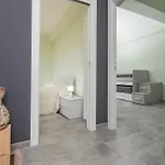 Veronica וילה מסקלי